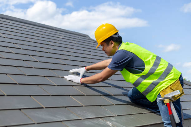 Best Gutter Installation and Roofing  in Maryvle, IL